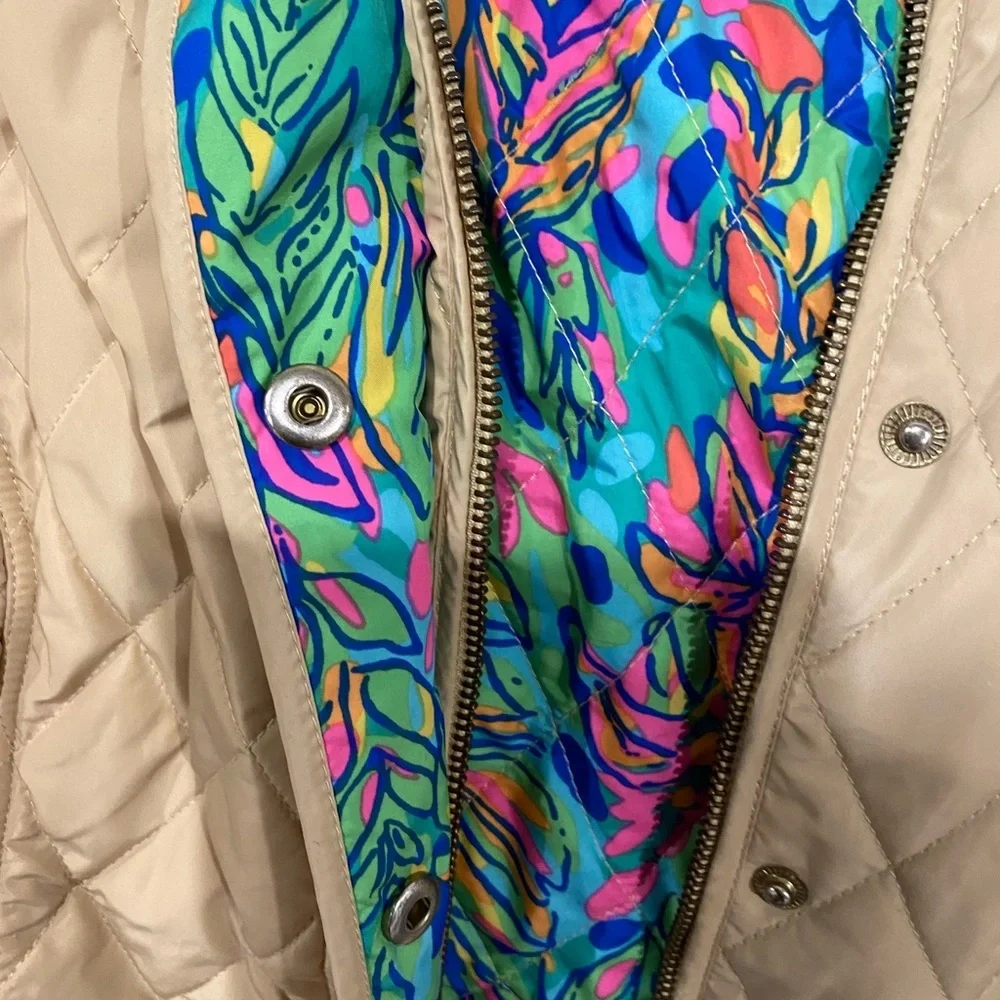 Lilly Pulitzer vest beige quilted floral lined - Picture 3 of 7